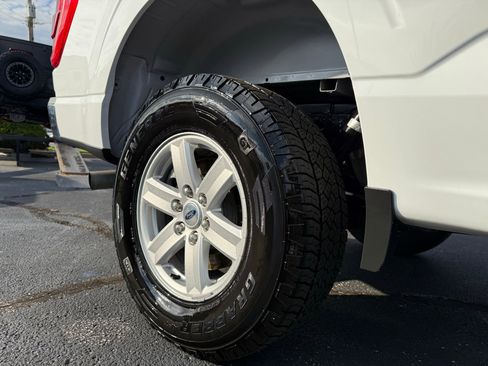 Used 2022 Ford F150 XLT w/ Trailer Tow Package image 12