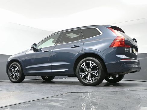 Used 2022 Volvo XC60 B5 Momentum w/ Climate Package image 52