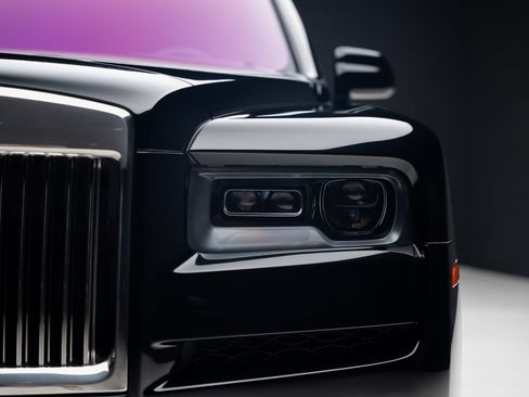 Used 2022 Rolls-Royce Cullinan w/ Technology Package AWD/4WD image 11