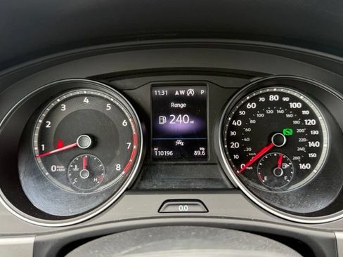 Used 2021 Volkswagen Atlas SE w/ Panoramic Sunroof Package FWD image 36