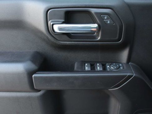 Used 2022 Chevrolet Silverado 1500 Custom RWD image 30