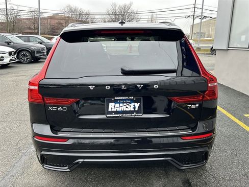 New 2025 Volvo XC60 T8 Plus w/ Protection Package Premier image 16