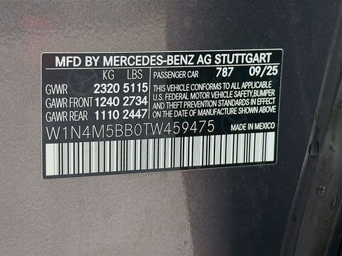 Used 2026 Mercedes-Benz GLB 35 AMG 4MATIC image 37