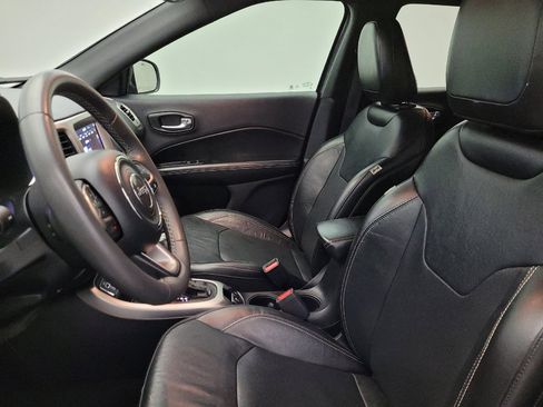 Used 2021 Jeep Compass Latitude w/ Sun and Sound Group FWD image 17