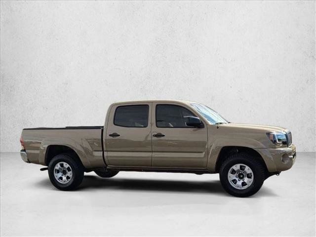 Used 2005 Toyota Tacoma PreRunner RWD image 9