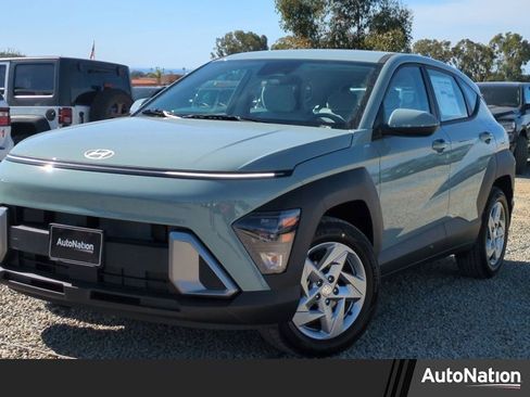 New 2026 Hyundai Kona SE image 1
