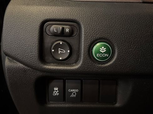 Used 2019 Honda Ridgeline Sport image 14