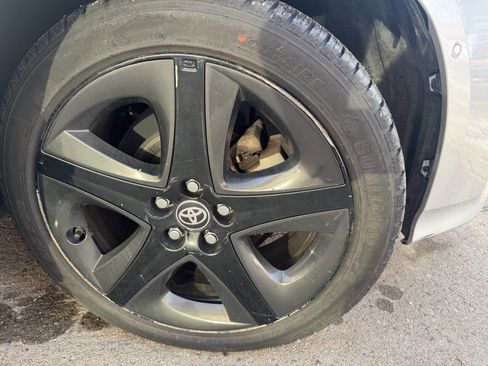 Used 2017 Toyota Prius Three Touring image 16