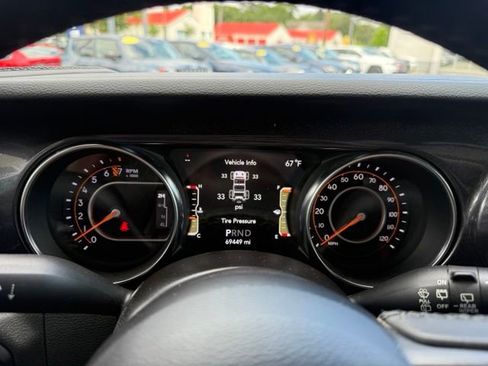 Used 2021 Jeep Wrangler Unlimited Sport AWD/4WD image 41