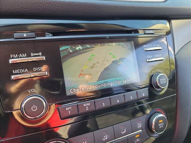 Used 2015 Nissan Rogue S FWD image 21