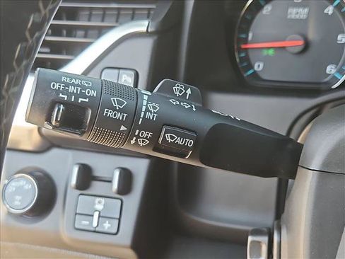 Used 2020 Chevrolet Tahoe Premier w/ Max Trailering Package AWD/4WD image 16