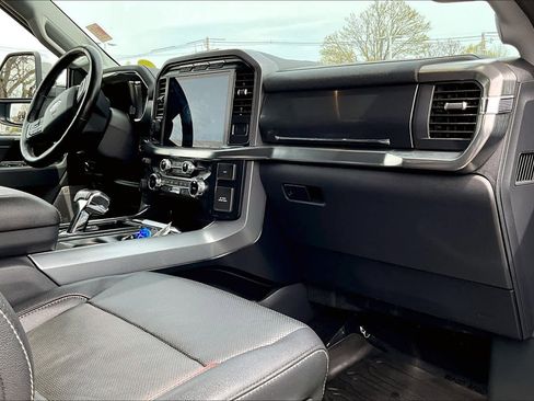 Used 2022 Ford F150 Lariat w/ Equipment Group 502A High image 27