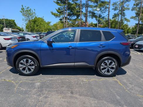 Certified 2023 Nissan Rogue SV AWD/4WD image 6