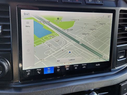 Used 2024 Ford F250 Platinum image 8