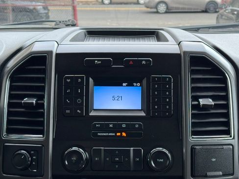 Used 2018 Ford F150 XLT image 21