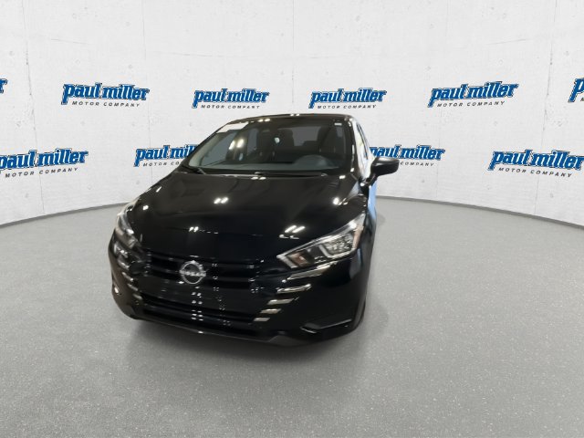 Used 2024 Nissan Versa S w/ Trunk Package FWD image 4