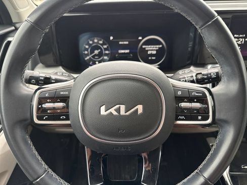 Used 2023 Kia Sorento SX AWD/4WD image 15