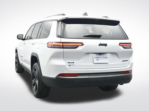 Used 2025 Jeep Grand Cherokee L Limited w/ Luxury Tech Group II image 9