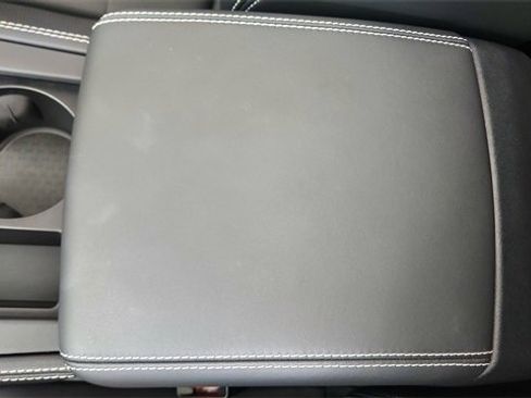 Used 2025 Jaguar F-PACE R-Dynamic S image 51