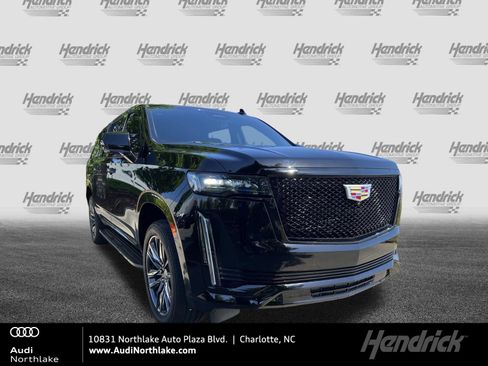 Used 2021 Cadillac Escalade ESV Sport Platinum w/ Heavy-Duty Trailer Package AWD/4WD image 1