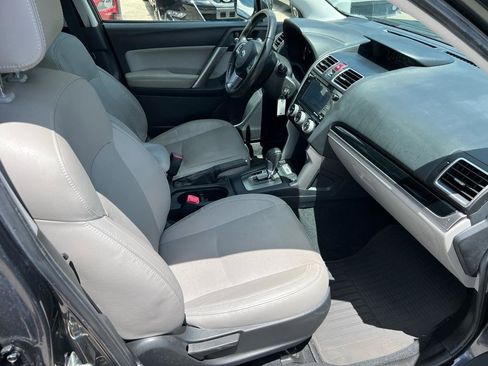 Used 2018 Subaru Forester 2.5i Limited AWD/4WD image 10