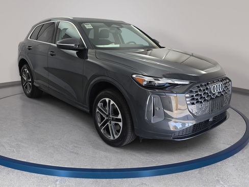 New 2026 Audi Q5 Premium AWD/4WD image 3