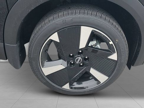 Used 2026 Nissan Kicks SR FWD image 7