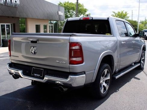 Used 2019 RAM 1500 Laramie AWD/4WD image 3