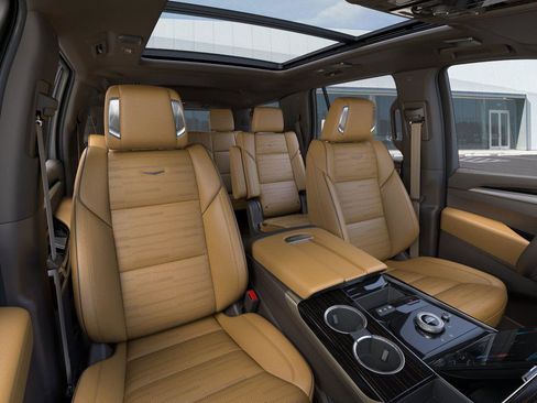 New 2026 Cadillac Escalade Luxury w/ LPO, Floor Liner Package image 17