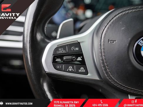 Used 2022 BMW X7 M50i image 31