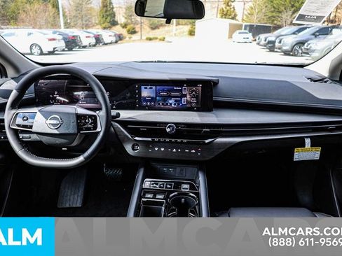 Certified 2025 Nissan Murano SV image 31