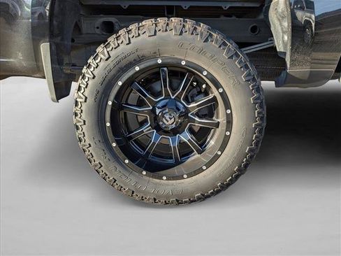 Used 2020 Chevrolet Silverado 1500 LT w/ Trailering Package image 8