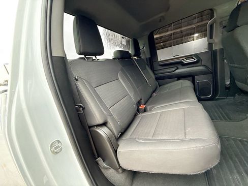 Used 2024 Chevrolet Silverado 3500 LT image 31