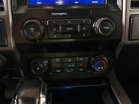 Used 2019 Ford F150 XLT w/ Equipment Group 302A Luxury AWD/4WD image 20