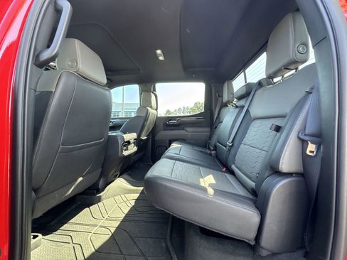 Used 2022 Chevrolet Silverado 1500 ZR2 w/ Technology Package image 32