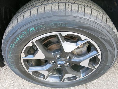 Used 2019 Subaru Crosstrek 2.0i image 32