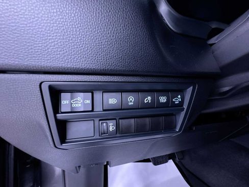 Used 2025 Toyota Tundra SR5 AWD/4WD image 16