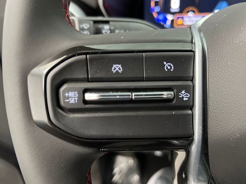 Used 2026 Chevrolet Colorado Z71 image 38