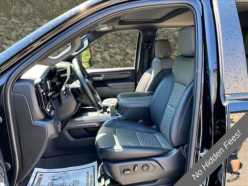 Used 2024 Chevrolet Silverado 2500 ZR2 w/ Technology Package AWD/4WD image 24