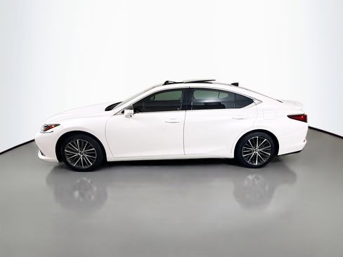 Certified 2022 Lexus ES 350 w/ Premium Package image 4