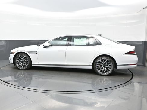 New 2026 Genesis G90 3.5T image 3