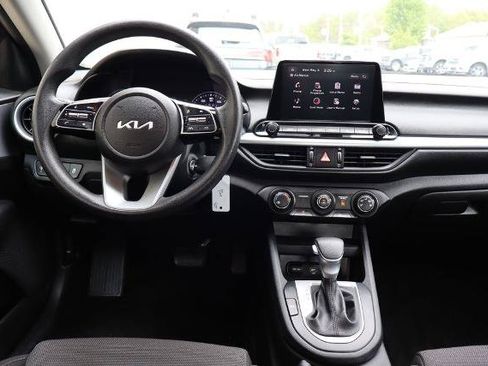 Used 2024 Kia Forte LXS FWD image 5