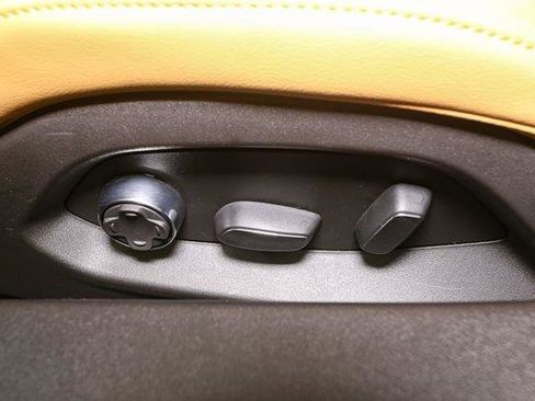 Used 2021 Chevrolet Corvette Stingray Preferred Cpe w/ Battery Protection Package image 44