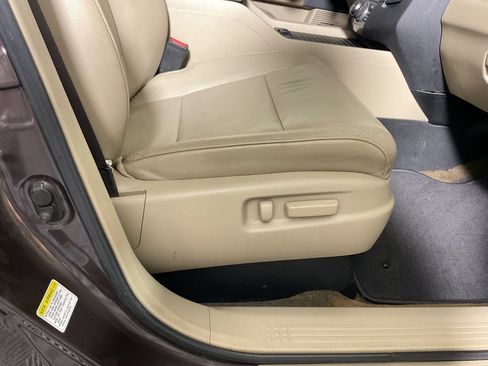 Used 2013 Honda Pilot Touring image 36