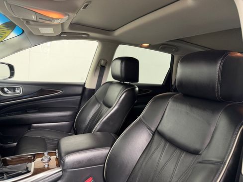 Used 2016 INFINITI QX60 Luxe w/ Deluxe Technology Package AWD/4WD image 16