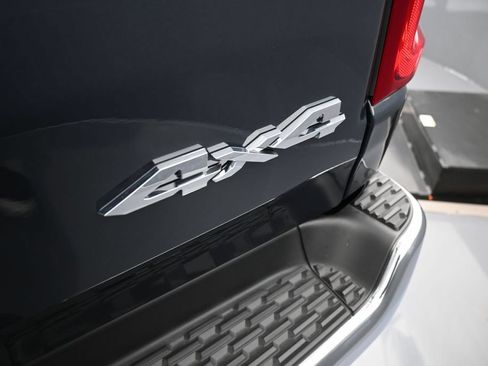 Used 2026 RAM 1500 Laramie AWD/4WD image 45
