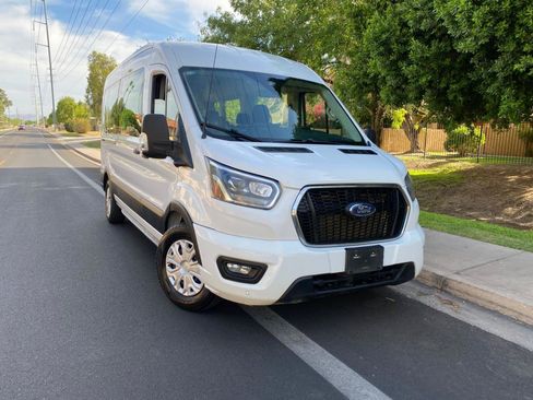 Used 2023 Ford Transit 350 XLT RWD image 3