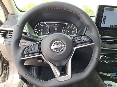 New 2025 Nissan Altima 2.5 SL image 49