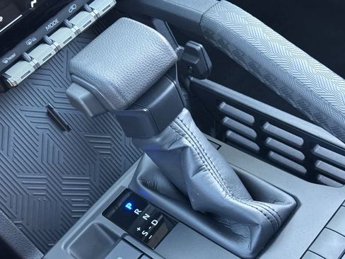 Used 2025 Toyota 4Runner SR5 image 21