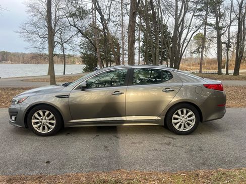 Used 2014 Kia Optima LX image 1